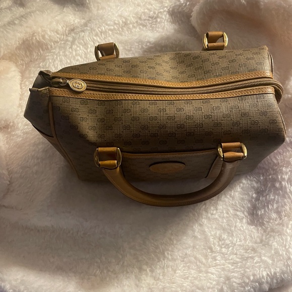 hand bag